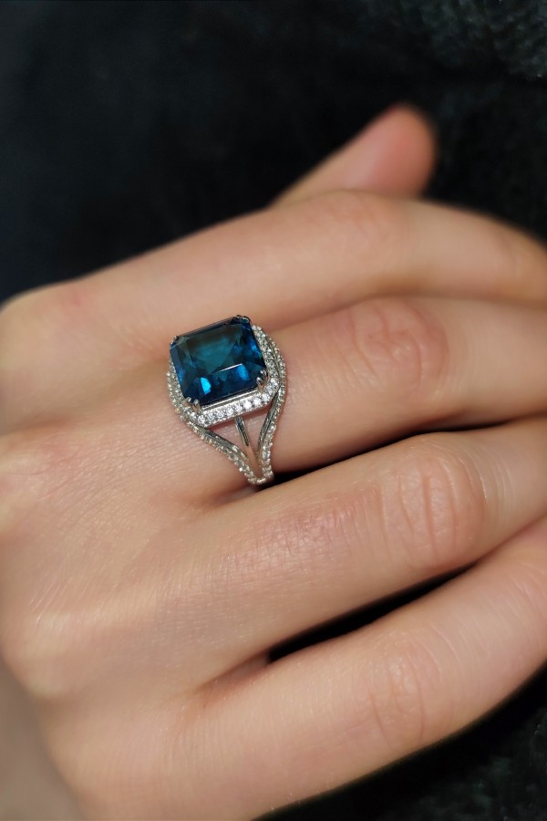 Mozanite ve Topaz taşlı gümüş yüzük