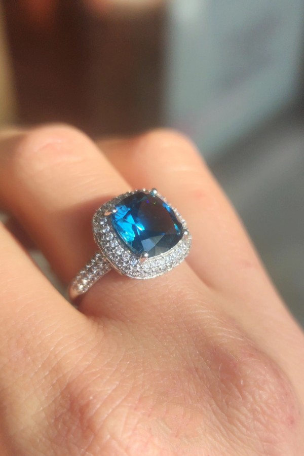 Topaz ve Mozanite taşlı gümüş yüzük 