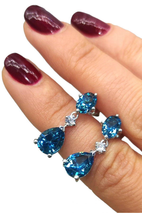 Topaz ve Mozanite taşlı gümüş küpe çifti